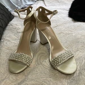 Size 6 1/2- Kelly & Katie- worn once